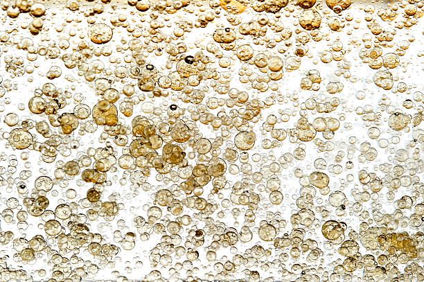 пенливо вино - 66868 типа